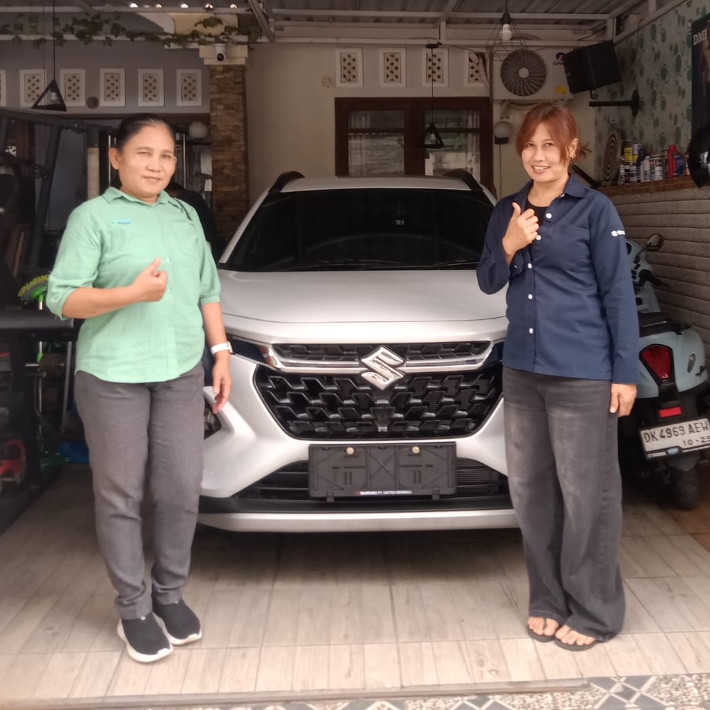 Pelanggan 2 bersama Evi Suzuki